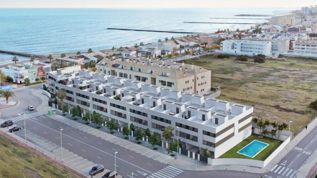 Mirando-al-Mar-Residencial-37-viviendas-en-la-playa-de-Puzol-Valencia---Vista-aerea