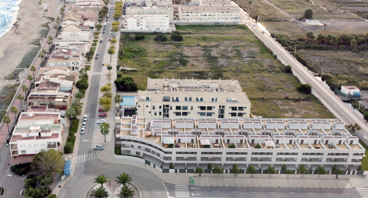 Mirando-al-Mar-Residencial-37-viviendas-en-la-playa-de-Puzol-Valencia---Vista-aerea