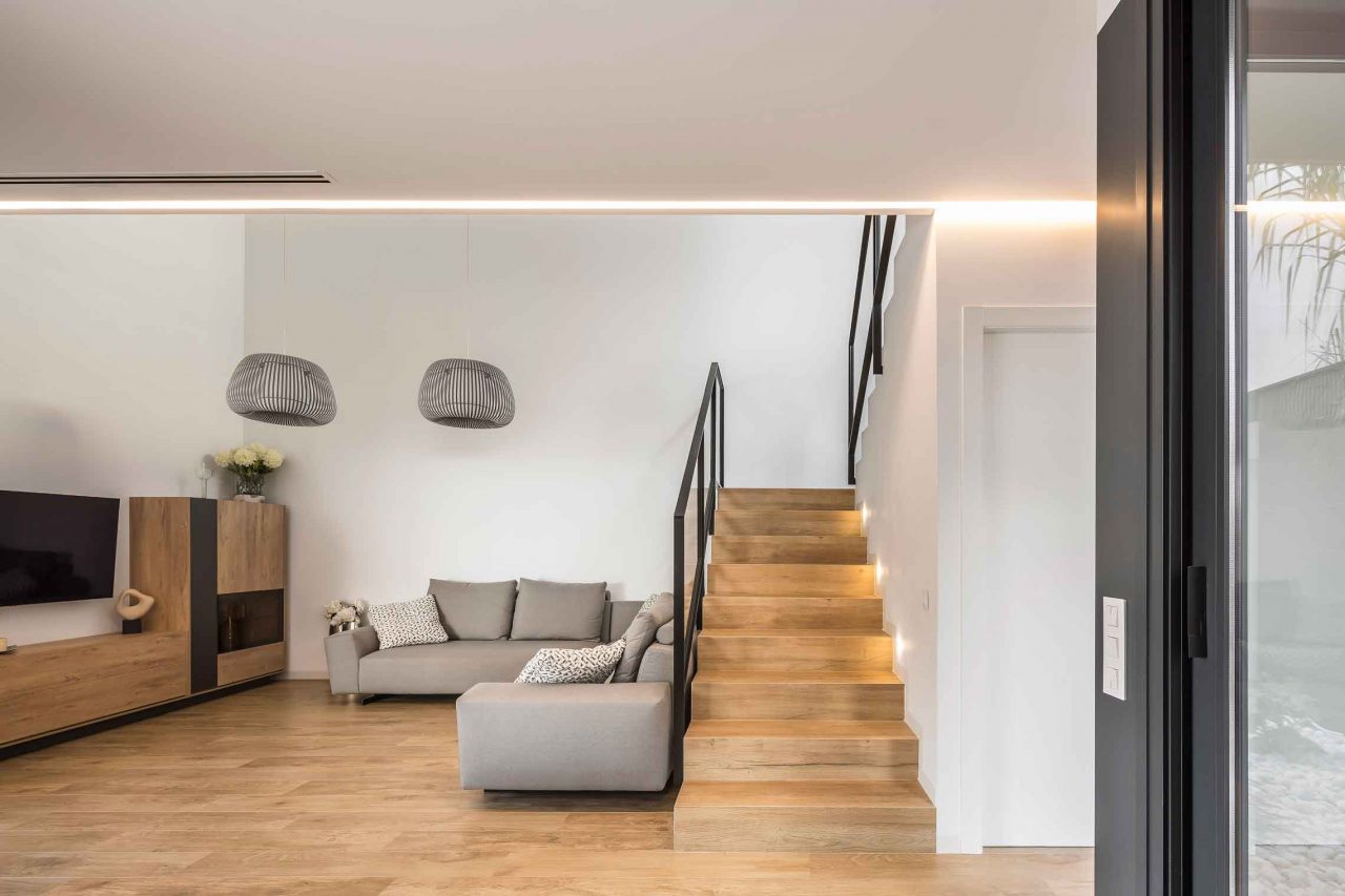 Casa-J_G-Valencia---Estar-y-escalera