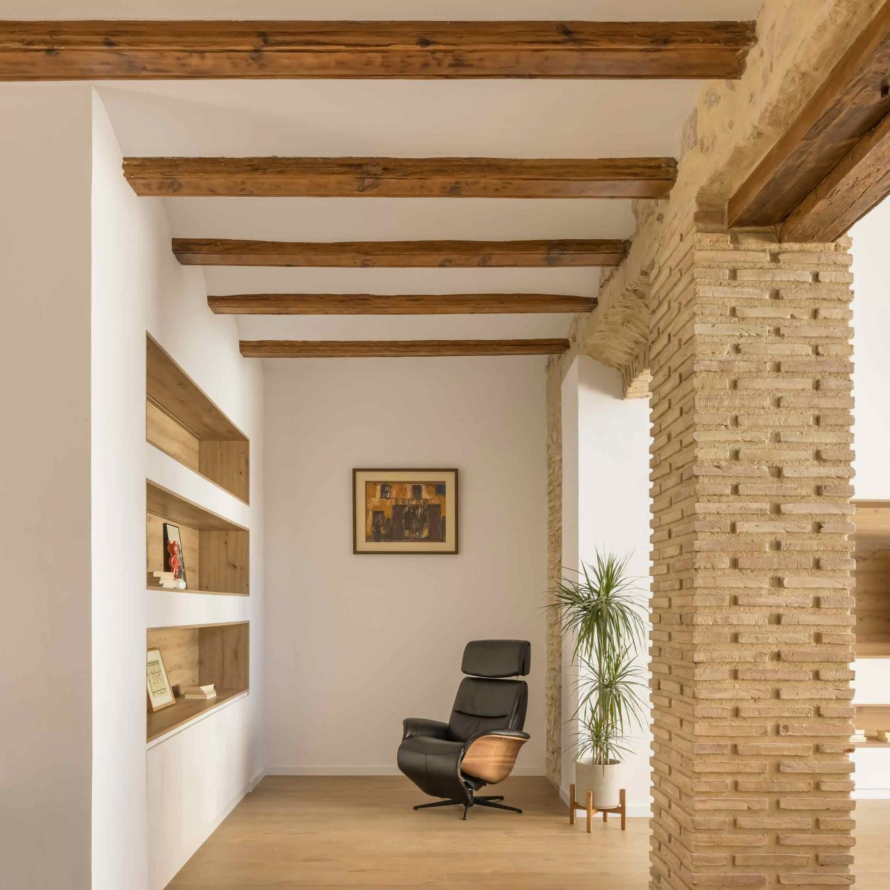 Rehabilitación y reforma -Casa-A_M-Puzol-Valencia---Espacio-de-lectura