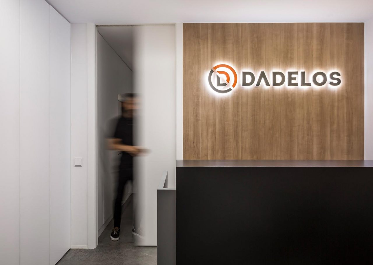 Oficinas-Dadelos-Entrada-oficinas