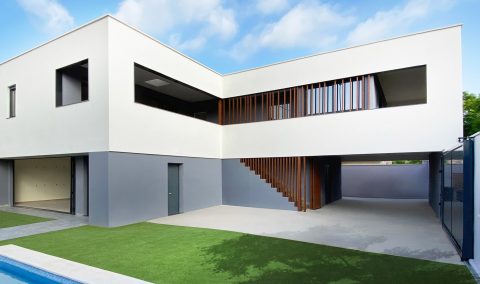 Imagen exterior de casa construida con estructura Steel Frame